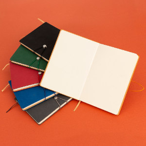 Caderneta Sintética com Fecho