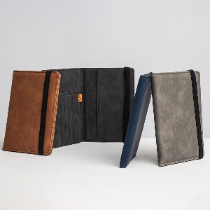 Porta-passaporte em Couro Sintético