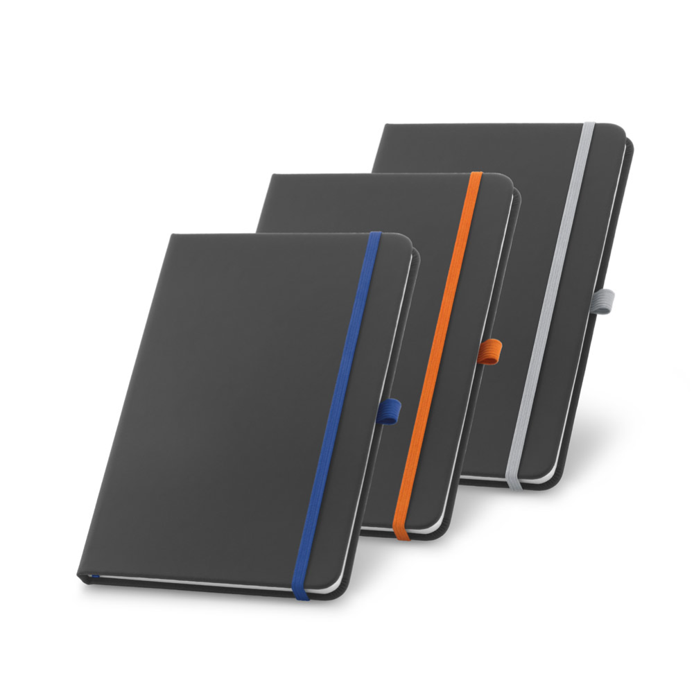 RUIZ. Caderno A6 de capa dura em c.sintético com páginas pautadas